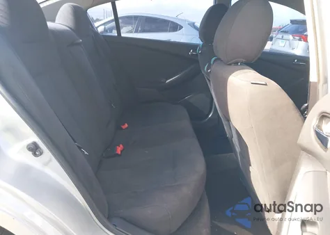 2011 Nissan Altima z USA, uszkodzony, nr VIN 1N4CL2AP4BC185009